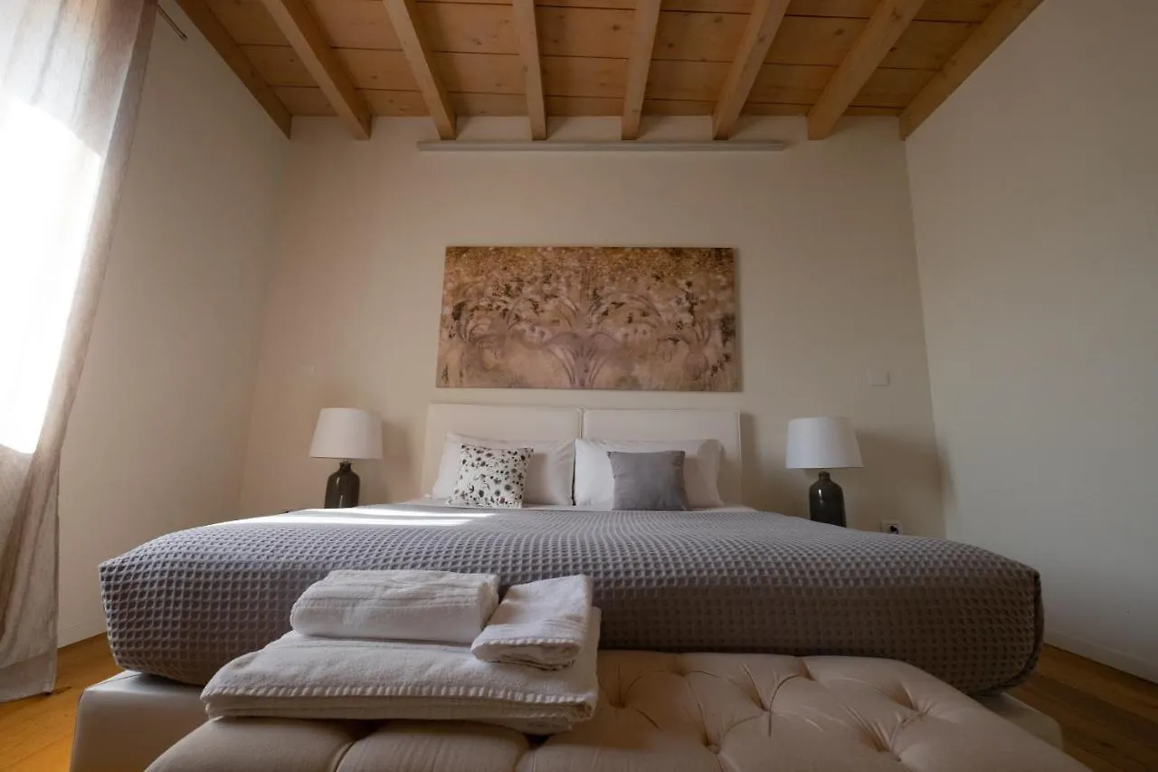 La Ripa Boutique Hotel Albino 3*,