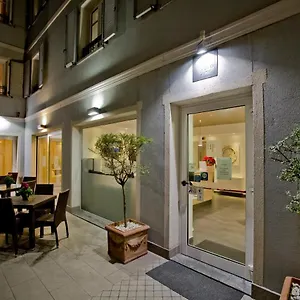 Hotel Madelagodicomo