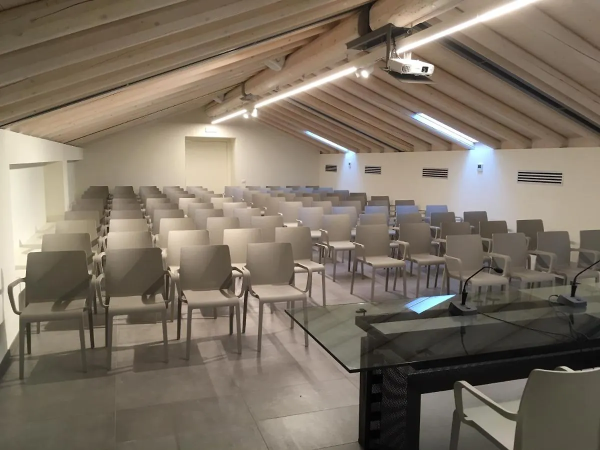 La Ripa Boutique Hotel Albino Italy
